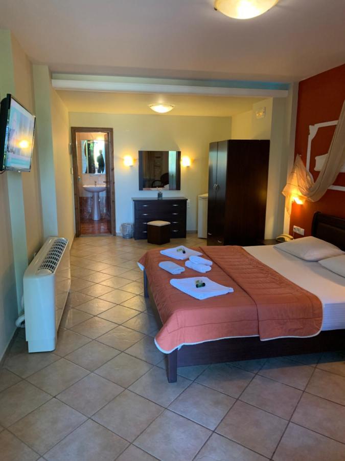 Giannis & Foteini Hotel Afytos Buitenkant foto