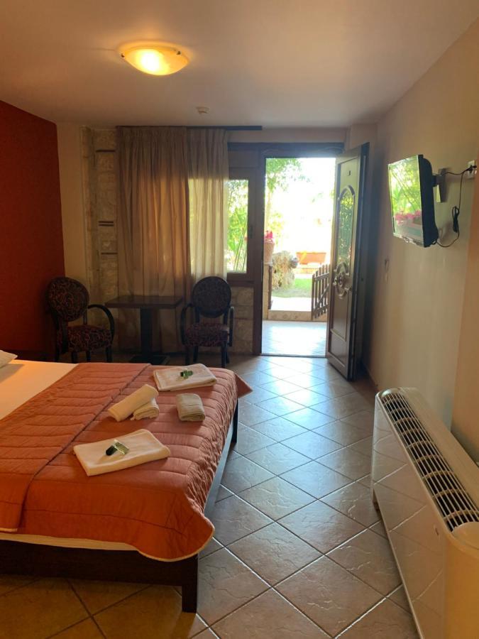 Giannis & Foteini Hotel Afytos Buitenkant foto