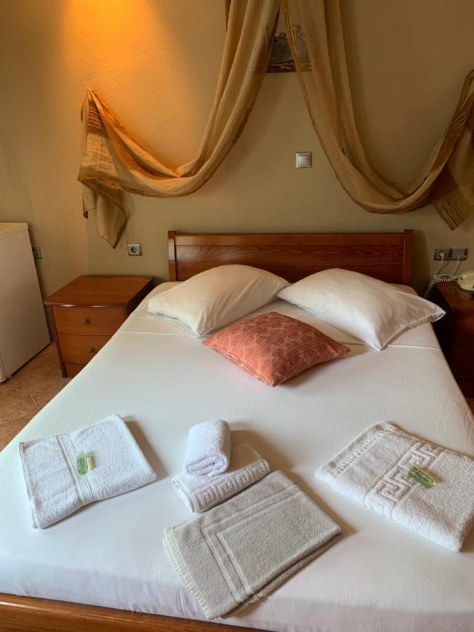 Giannis & Foteini Hotel Afytos Buitenkant foto